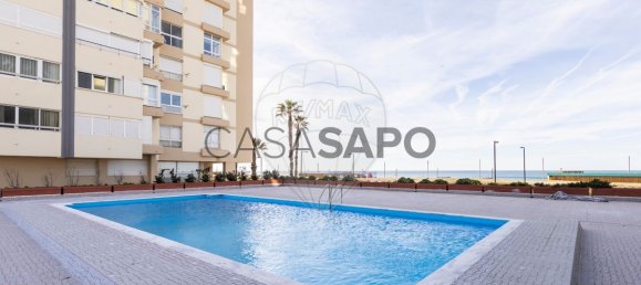 560m² Commercial property in Costa da Caparica, Portugal No. 341681 3