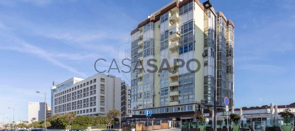 560m² Commercial property in Costa da Caparica, Portugal No. 341681 2