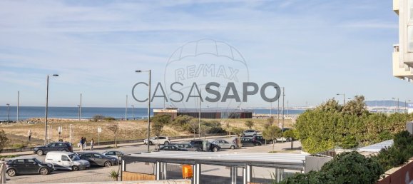 560m² Commercial property in Costa da Caparica, Portugal No. 341681 7
