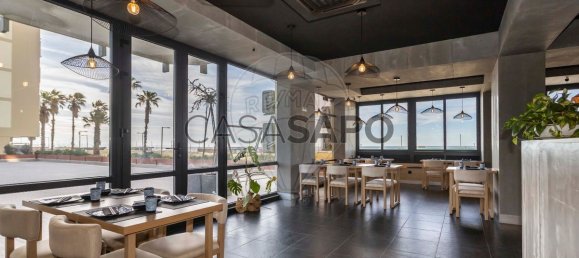 560m² Commercial property in Costa da Caparica, Portugal No. 341681 16