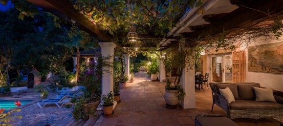 6 bedrooms Villa in Malaga, Spain No. 57391 5