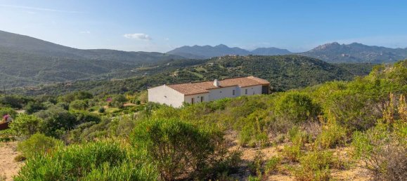 4 Schlafzimmer Villa in Olbia, Italy, Nr. 150248 30