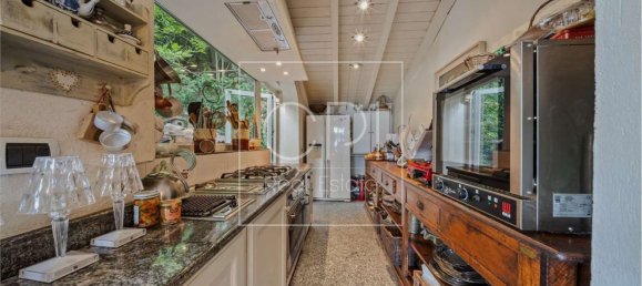 Вилла с 11 спальнями в Вербания, Италия № 325228 49