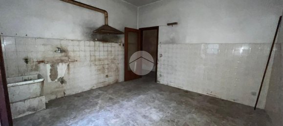 4-Zimmer Wohnung in Torre del Greco, Italy, Nr. 4539 4