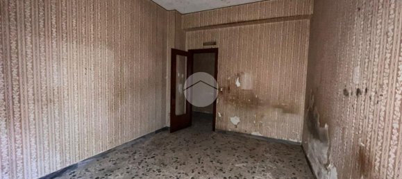 4-Zimmer Wohnung in Torre del Greco, Italy, Nr. 4539 8