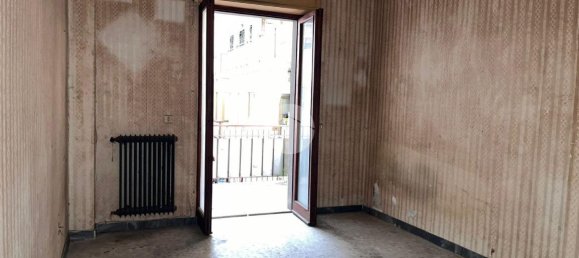 4-Zimmer Wohnung in Torre del Greco, Italy, Nr. 4539 11