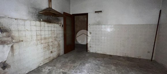 4-Zimmer Wohnung in Torre del Greco, Italy, Nr. 4539 2