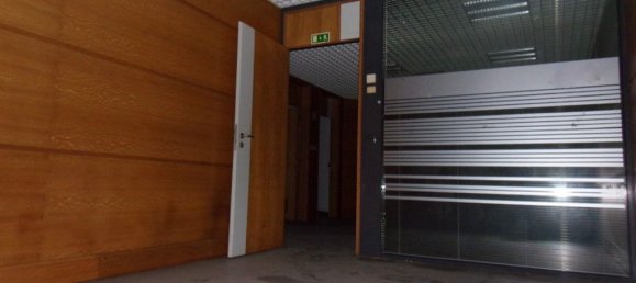 Gewerbliche Immobilie in Pacos de Ferreira, Portugal 112m², Nr. 71542 12