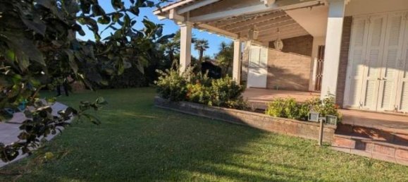 7 rooms Villa in Fiumicino, Italy No. 33747 6