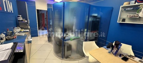 Propiedad comercial de 3 habitaciónes en Cremona, Italy No. 85409 14