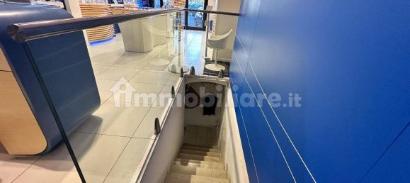 Propiedad comercial de 3 habitaciónes en Cremona, Italy No. 85409 20