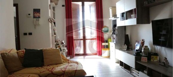 Apartamento de 3 habitaciónes en Rubiera, Italy No. 270267 4