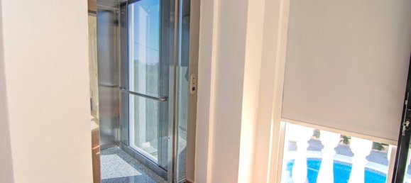 9 Schlafzimmer Villa in Alfaz del Pi, Spain, Nr. 4842 12