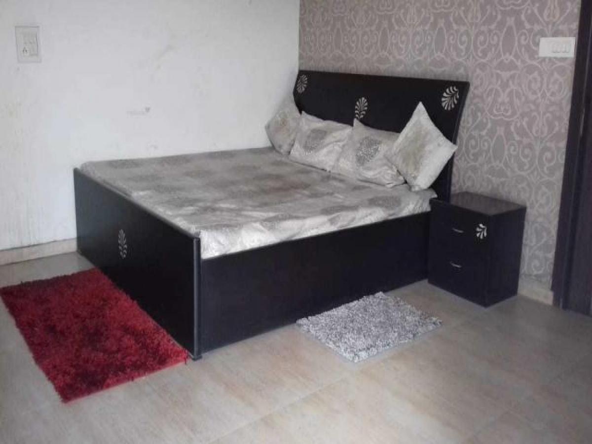 Studio in Noida, India No. 24443