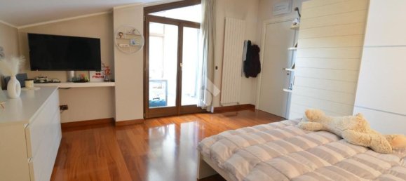 4 rooms Apartment in Bernareggio, Italy No. 194545 23