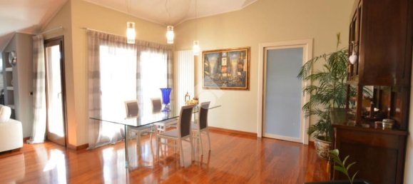 4 rooms Apartment in Bernareggio, Italy No. 194545 3