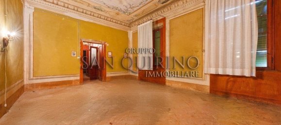 9 bedrooms Villa in Correggio, Italy No. 285446 9