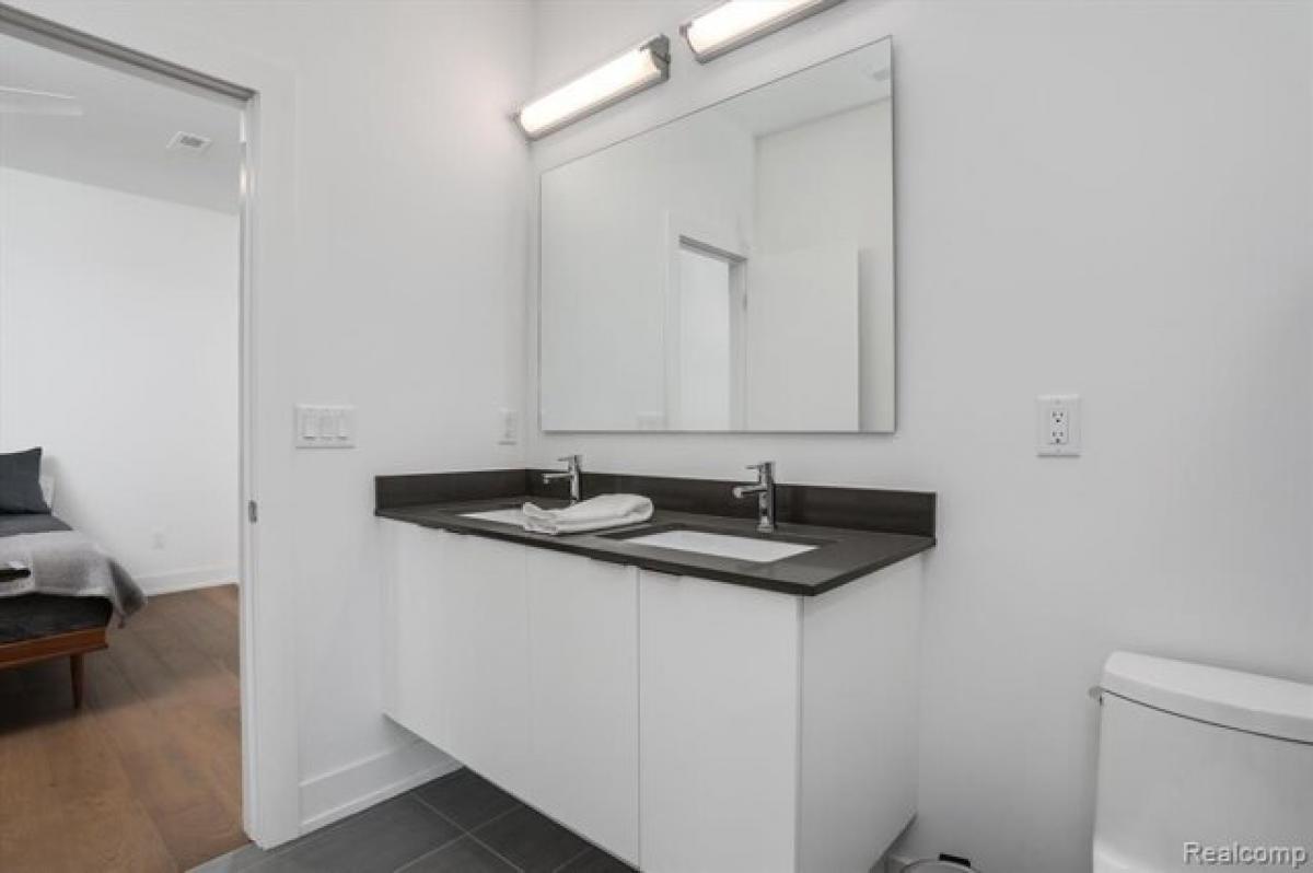 Дом с 3 спальнями в Detroit, США № 373584