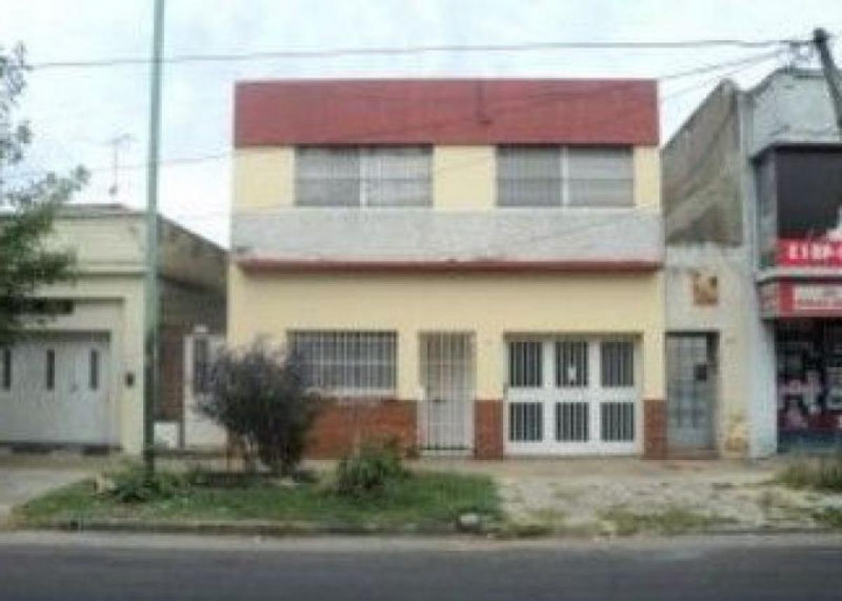 3 bedrooms House in Lomas de Zamora, Argentina No. 53337