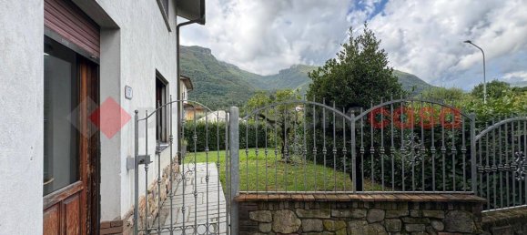 3 غرف نوم فيلا في Barga, Italy رقم 374519 33