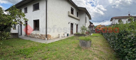 3 غرف نوم فيلا في Barga, Italy رقم 374519 4