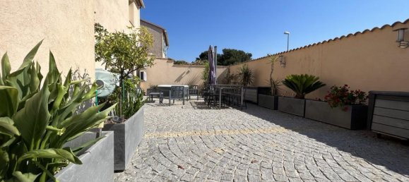 Casa de 2 dormitorios en La Londe-les-Maures, France No. 353243 7