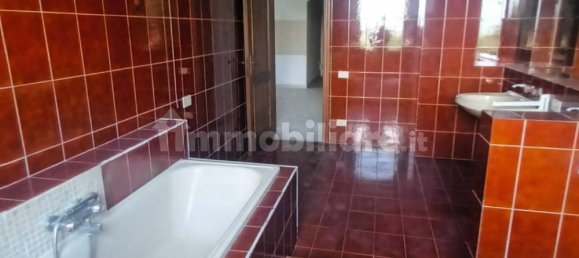 5 bedrooms Villa in Montepulciano, Italy No. 374563 18