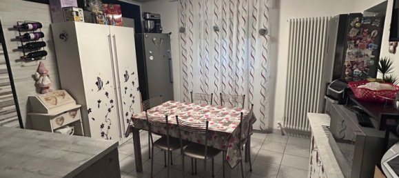 5غرفة منزل في Pegognaga, Italy رقم 179252 2