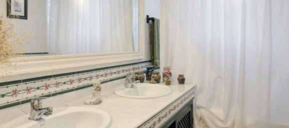 3 غرف نوم فيلا في Marbella, Spain رقم 186080 25