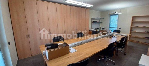 Escritório de 5 divisões em Bra, Italy N.º 145443 12