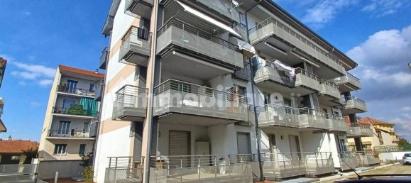 Escritório de 5 divisões em Bra, Italy N.º 145443 24