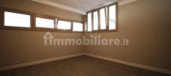2 Schlafzimmer Wohnung in Pisa, Italy, Nr. 352457 3