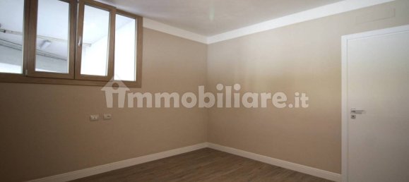 2 Schlafzimmer Wohnung in Pisa, Italy, Nr. 352457 5