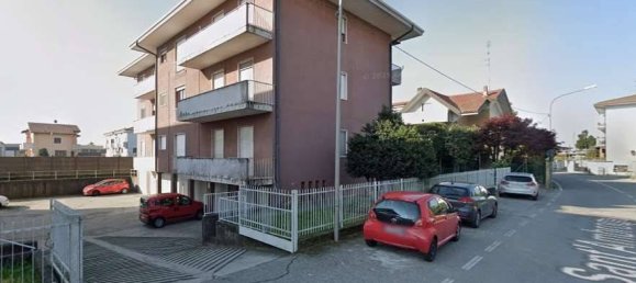 3 Schlafzimmer Wohnung in Romentino, Italy, Nr. 261992 3