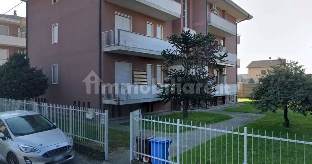 3 Schlafzimmer Wohnung in Romentino, Italy, Nr. 261992