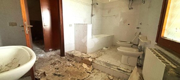 2 chambres Maison à Reggio Calabria, Italy No. 257841 14