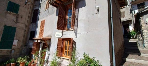 2 bedrooms House in Arcinazzo Romano, Italy No. 305755 4