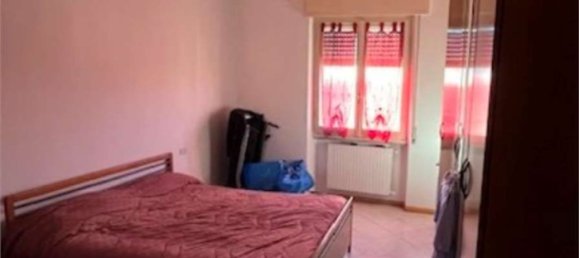 4غرفة شقة في Sannazzaro de' Burgondi, Italy رقم 196910 20