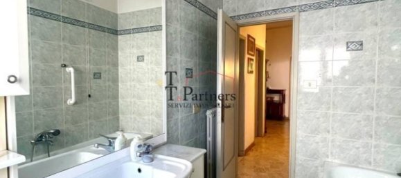 Apartamento T2 em Sesto Fiorentino, Italy N.º 302010 12