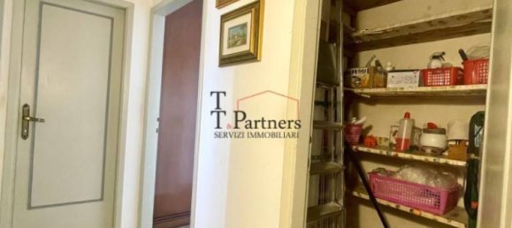 Apartamento T2 em Sesto Fiorentino, Italy N.º 302010 6