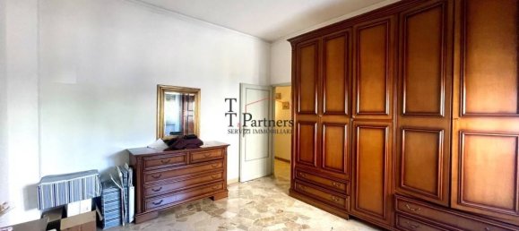 Apartamento T2 em Sesto Fiorentino, Italy N.º 302010 7