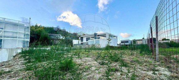 333m² Land in Freamunde, Portugal No. 61216 2