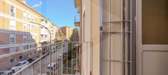 Apartamento de 3 divisões em Bologna, Italy N.º 22009 133
