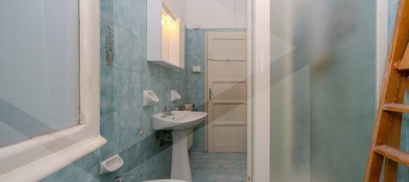 Apartamento de 3 divisões em Bologna, Italy N.º 22009 147