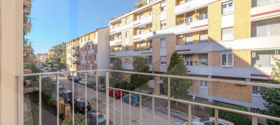 Apartamento de 3 divisões em Bologna, Italy N.º 22009 63