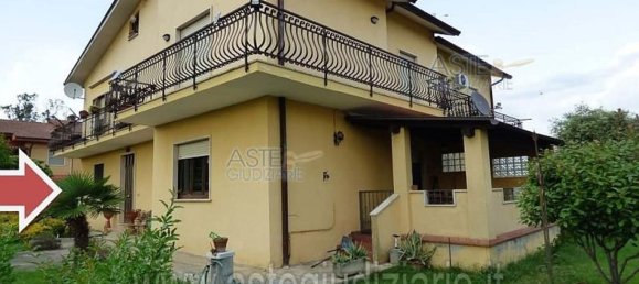 5 rooms Apartment in Ceprano, Italy No. 272420 8