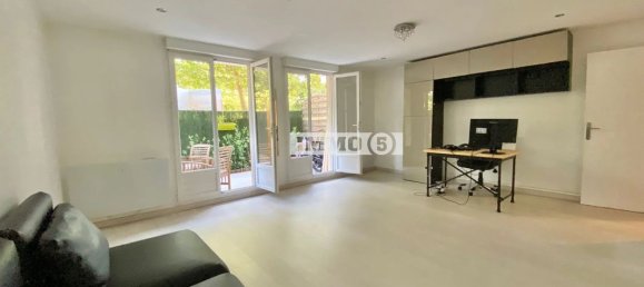 2 bedrooms Apartment in Noisy-le-Grand, France No. 179469 3