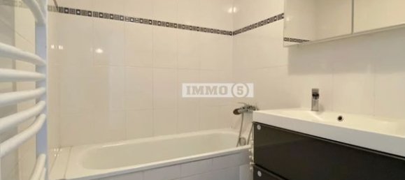 2 bedrooms Apartment in Noisy-le-Grand, France No. 179469 8