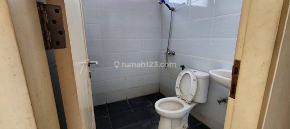 3 bedrooms House in Tangerang, Indonesia No. 1427 6