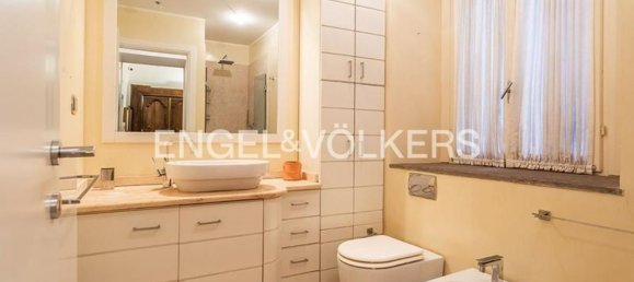 3 rooms Apartment in Rome, Italy No. 64958 10